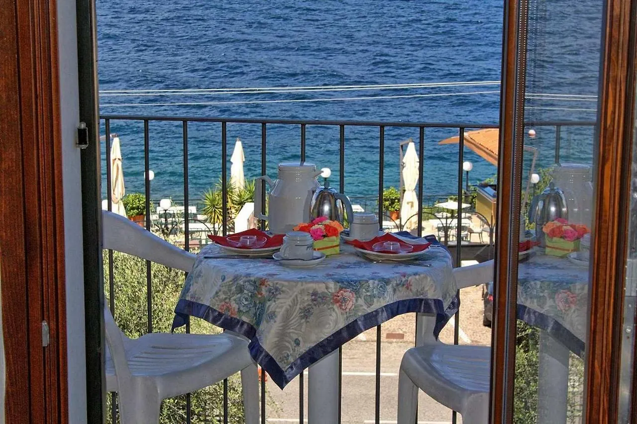 アパート Aparthotel La Caletta Bolognese ブレンゾーネ イタリア