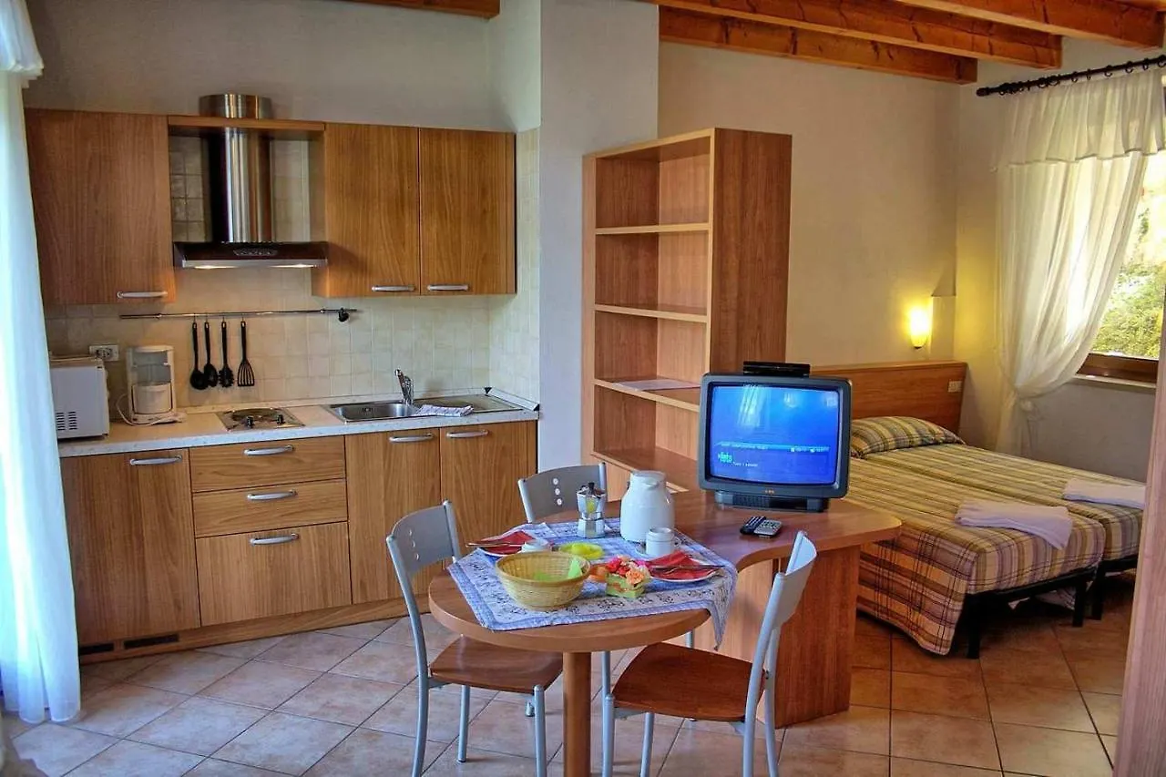 Aparthotel La Caletta Bolognese Brenzone sul Garda
